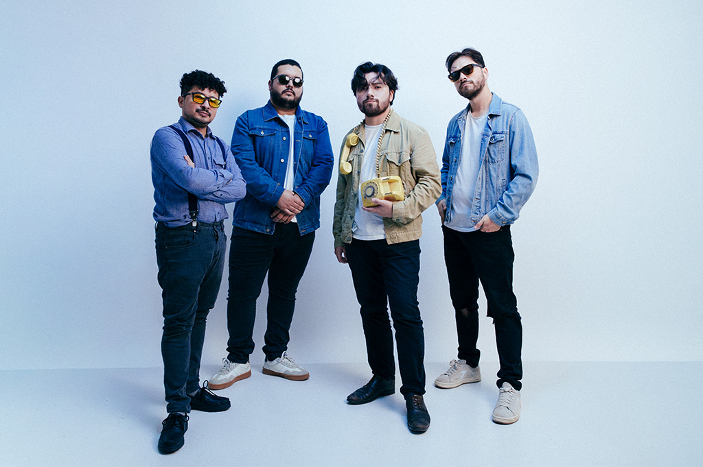 ellos-me-aman-03